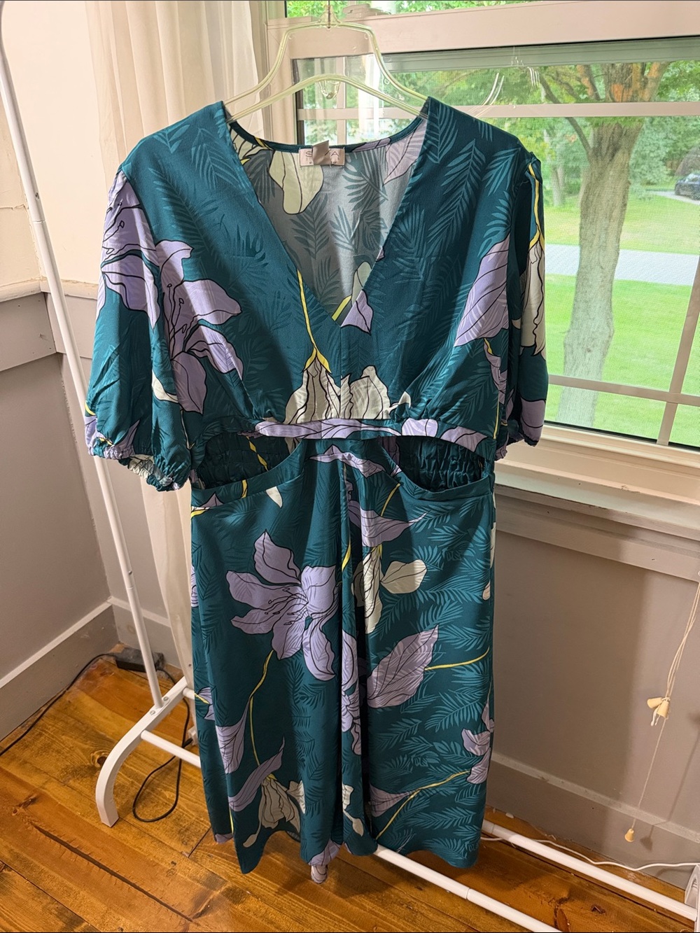 sofia by sofia vergara Teal Floral V-Neck Midi Dress - Teal / Lavender